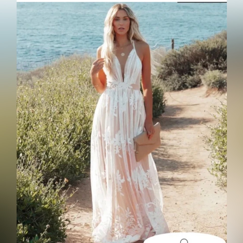 Vici Maxi Dress